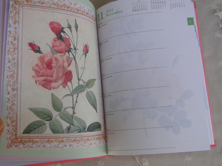 薔薇の雑貨＞2013年版 スケジュール・ダイアリー＞ルドゥーテのスケジュール帳＞薔薇のボタニカルアート、ルドゥーテのアートブック。六曜・二十四節気つきの実用的なスケジュール帳です。