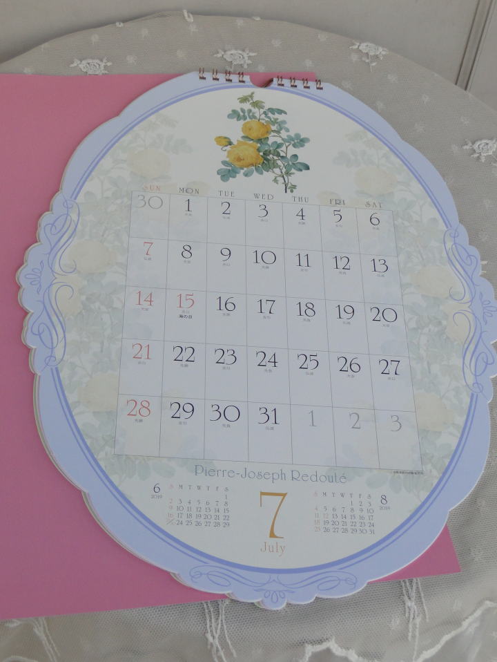 薔薇の雑貨＞2019年 ルドゥーテ・カレンダー（壁掛け）＞ （オーバル）ダイカット＞Pierre-Joseph Redoute Calendar＞「バラの画家」ルドゥーテの2019年カレンダー。＞40.5×30.5ｃｍ