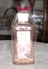 薔薇の雑貨　＞　フレグランス　＞　ブロンリー社シャワージェル　＞　薔薇とカーネーションの香り